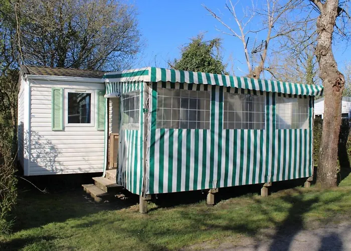 Mobil-home 4 Pers. Avec Terrasse A Notre-dame-de-monts - Api-1-52-946